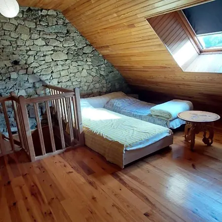 Maison De Village Base-rando Margeride 1 6 Personnes Et 1 Duplex 8 Personnes דירה